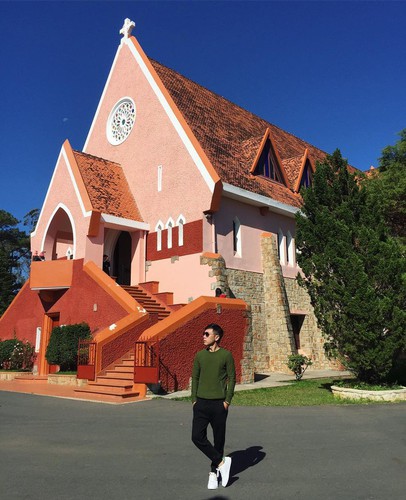 nation boasts three unique pink churches hinh 7