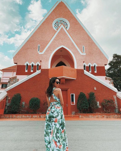 nation boasts three unique pink churches hinh 8