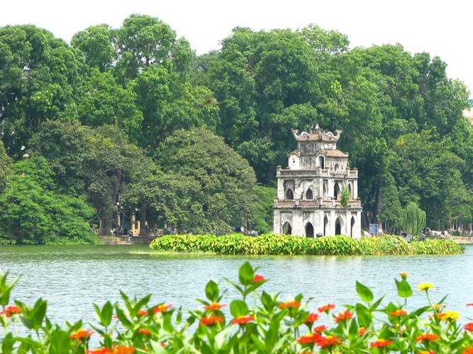 top seven must-see lakes in vietnam hinh 2