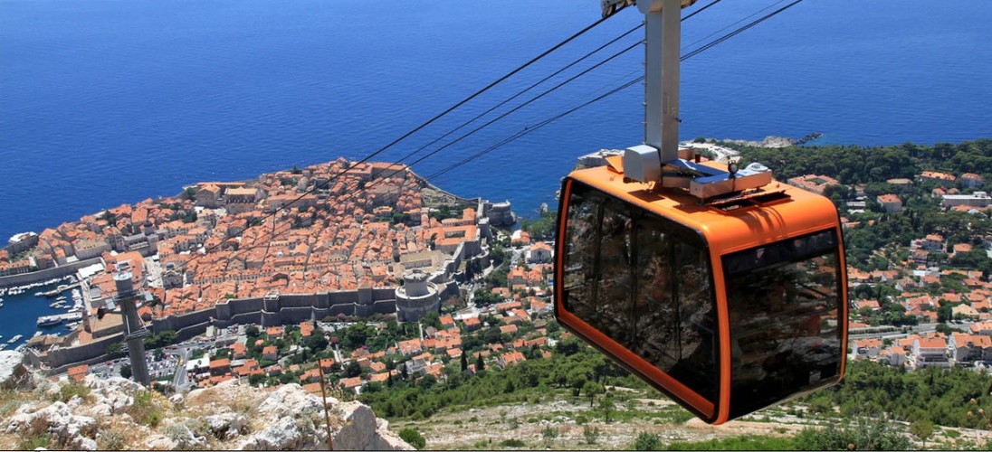 ba na hills cable car leads global list of most spectacular views hinh 7