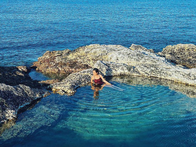 a close look at the stunning natural rock pools of vietnam hinh 7