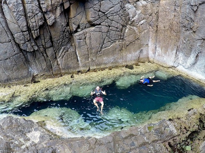 a close look at the stunning natural rock pools of vietnam hinh 8