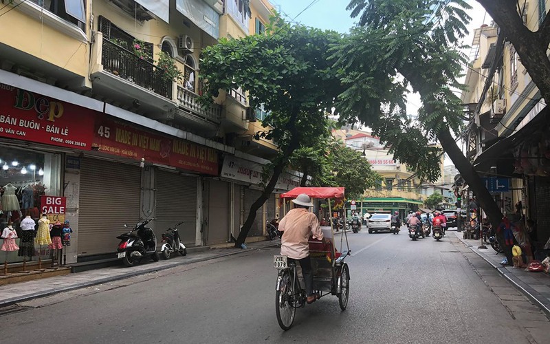 business outlook gloomy for firms based in old quarter of hanoi hinh 1