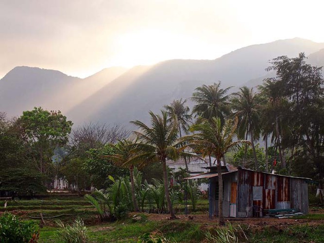 images of peaceful con dao island taken by foreign photographers hinh 10
