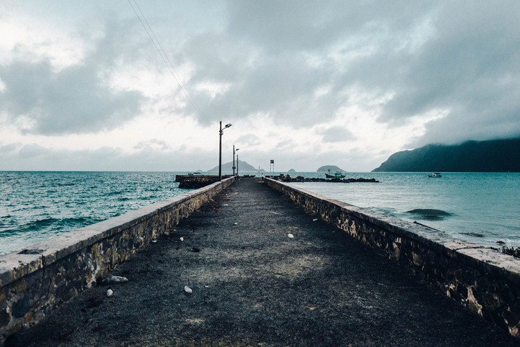 images of peaceful con dao island taken by foreign photographers hinh 4