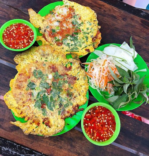 hue at night offers unforgettable experience for travelers hinh 7