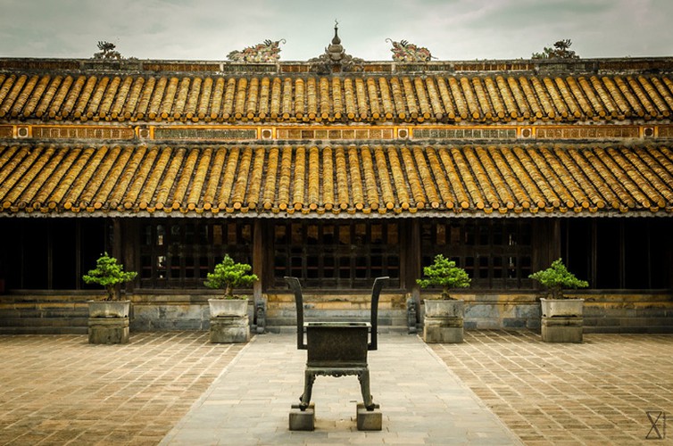 classical beauty of tu duc tomb as captured by foreigners hinh 8