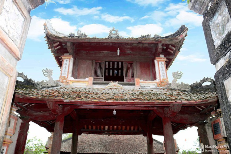 an insight into a century-old temple in nghe an hinh 3