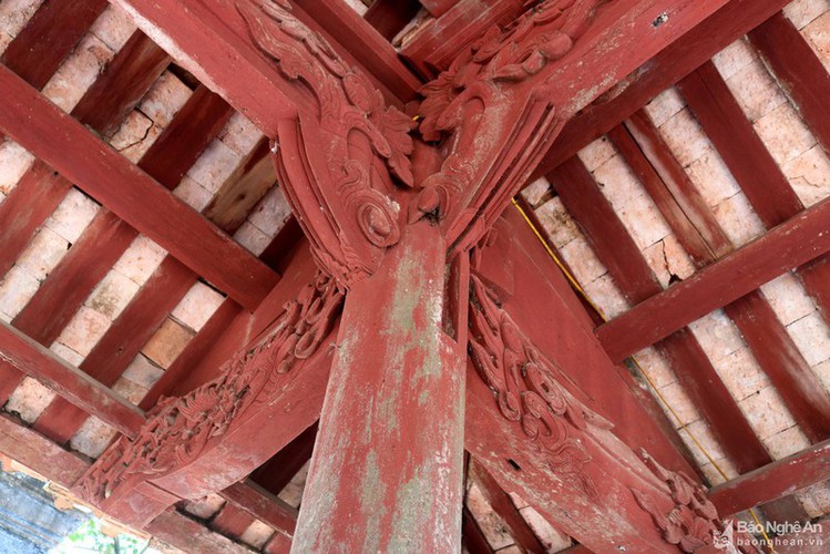 an insight into a century-old temple in nghe an hinh 5