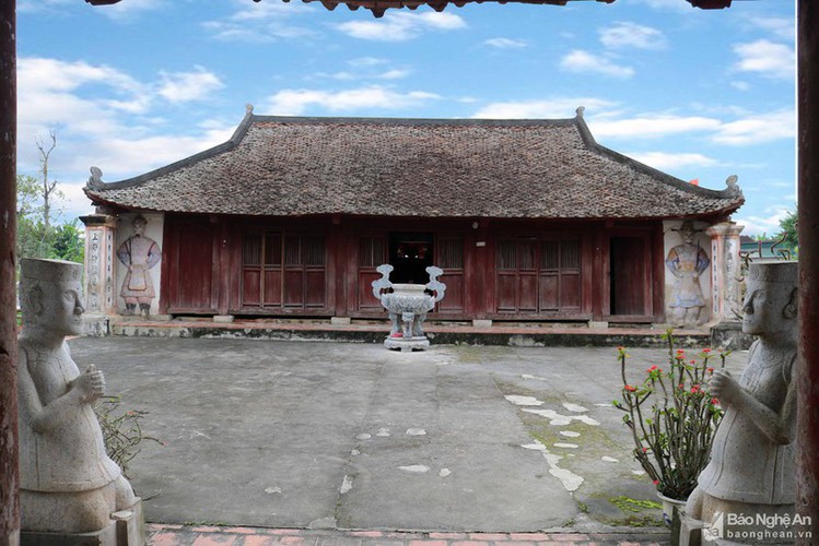 an insight into a century-old temple in nghe an hinh 7