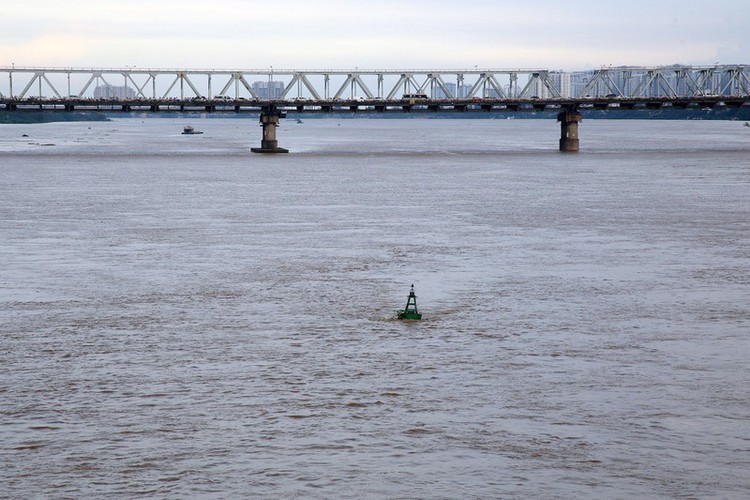 northern provinces on alert as chinese dam opens floodgates hinh 10