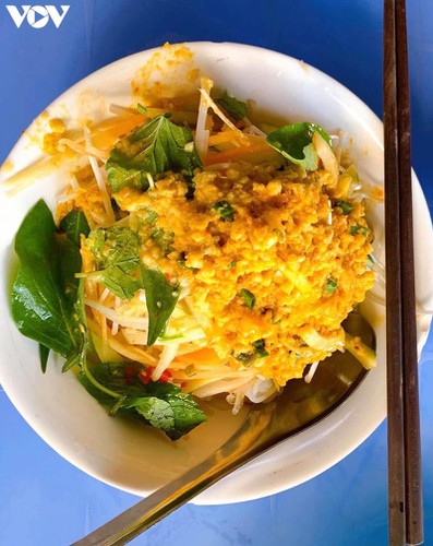 must-try street food options during a day trip to kien giang hinh 5