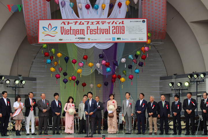 japanese audience get taste of vietnamese culture at festival 2019 hinh 8