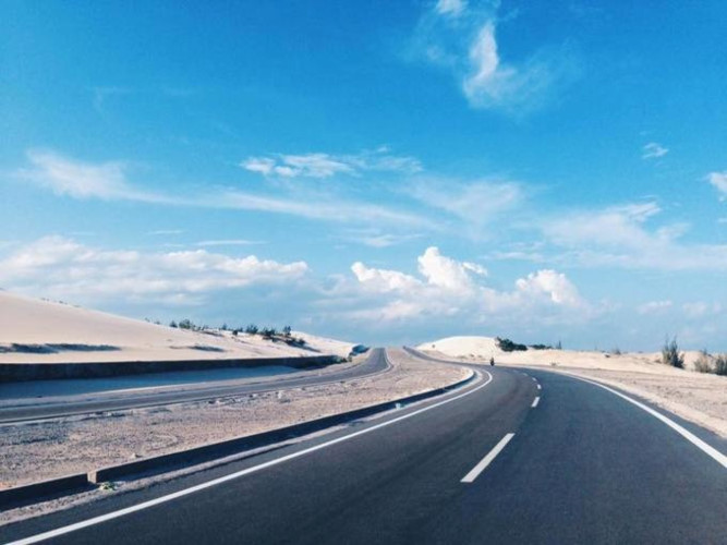 discovering stunning winding coastal roads of vietnam hinh 9