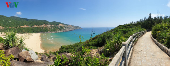 discovering stunning landscapes of binh dinh and phu yen hinh 2