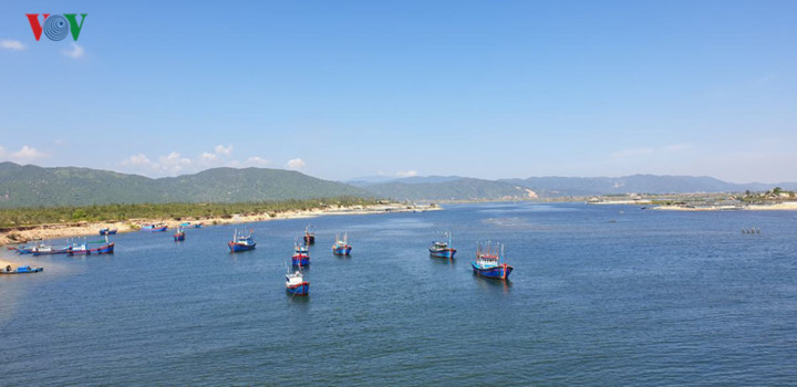 discovering stunning landscapes of binh dinh and phu yen hinh 8