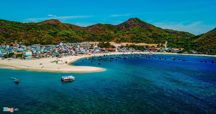 discovering underwater sea path of quy nhon hinh 1