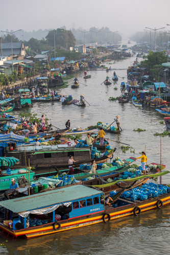 exploring popular nga nam floating market in western region hinh 4