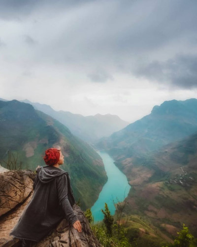 exploring southeast asia’s deepest canyon located in ha giang hinh 2