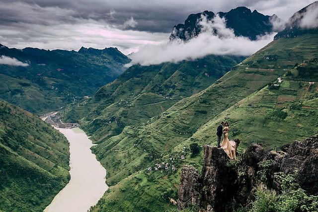 exploring southeast asia’s deepest canyon located in ha giang hinh 5