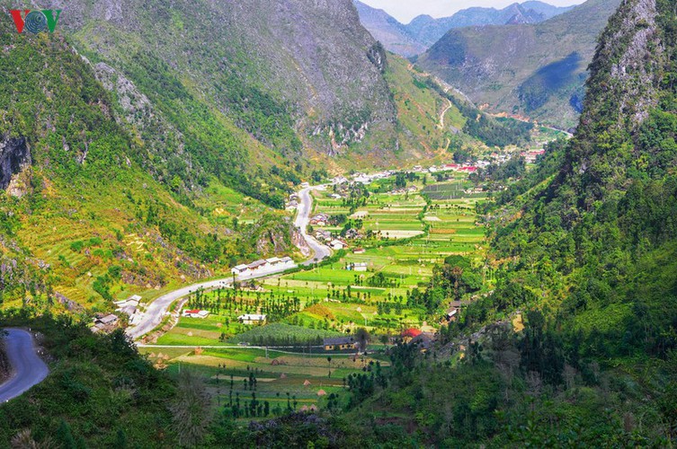 discovering hanh phuc winding road of ha giang hinh 5