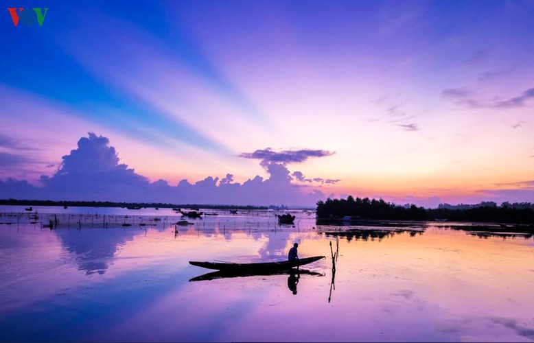 quang loi lagoon deemed must-visit destination in thua thien hue hinh 15