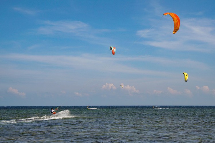 discovering stunning ninh chu beach in ninh thuan province hinh 3