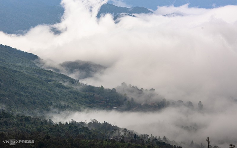 y ty cloud hunting season in lao cai province hinh 4