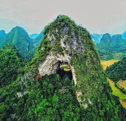 nui thung mountain - new check-in point in cao bang for young travelers hinh 2