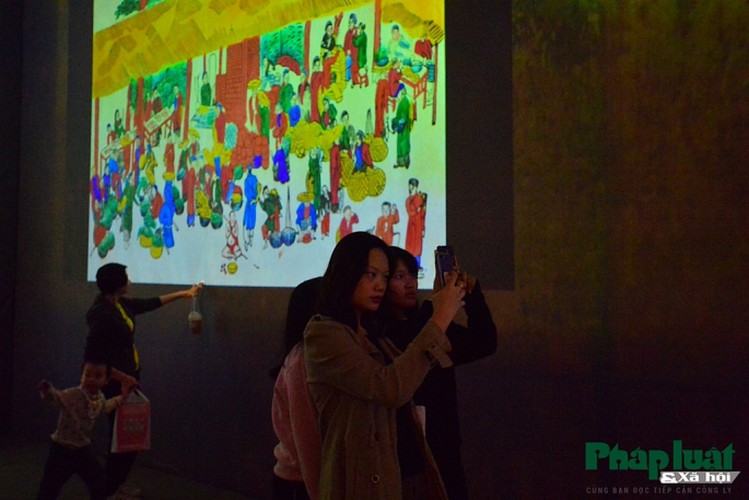 hang trong folk paintings go on display using 3d technology in hanoi hinh 11