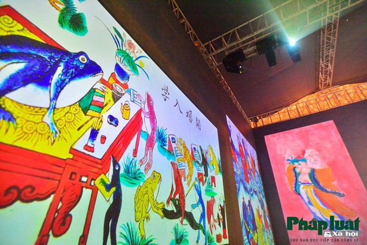 hang trong folk paintings go on display using 3d technology in hanoi hinh 3