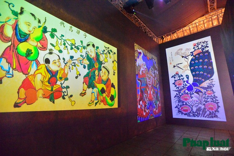 hang trong folk paintings go on display using 3d technology in hanoi hinh 4