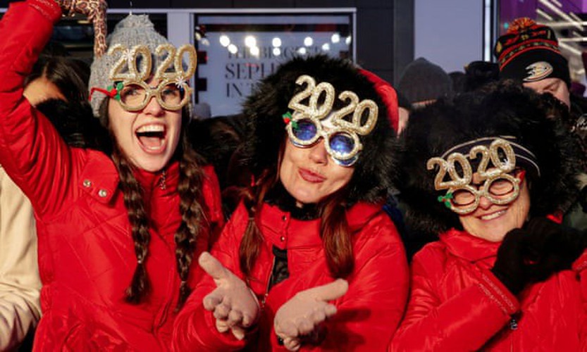 jubilant scenes as revelers around the world celebrate the new year hinh 1