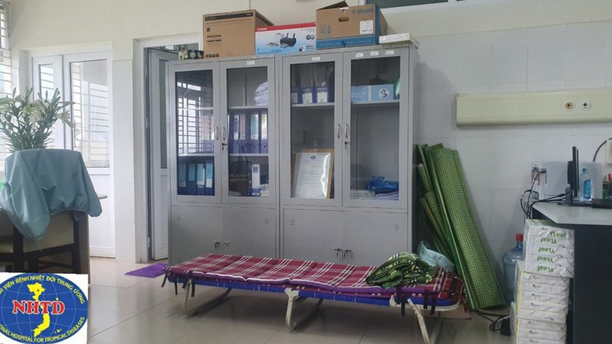 a closer look at a quarantine area for covid-19 patients hinh 11