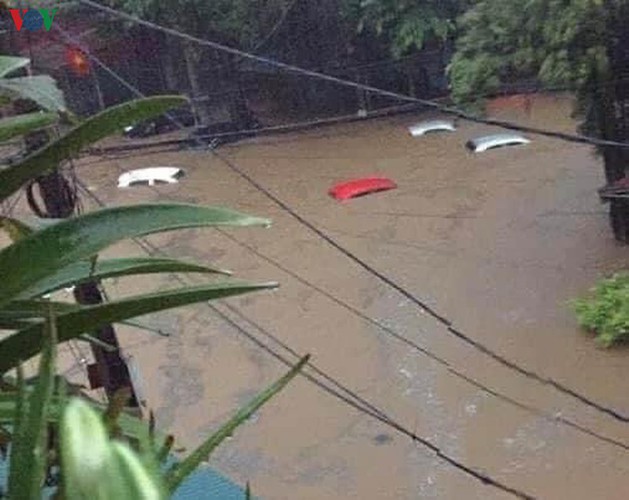severe flooding halts hydropower plant in northern vietnam hinh 3