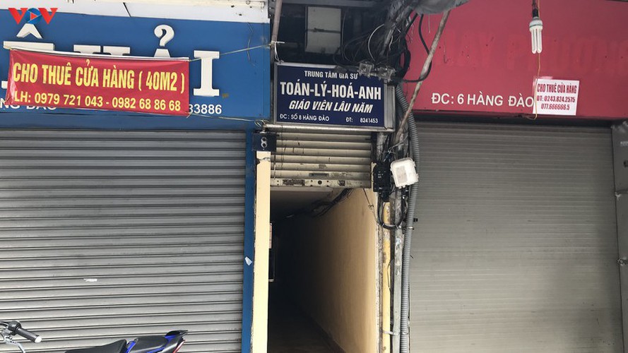 hanoi’s old quarter businesses bear brunt of covid-19 impact hinh 8