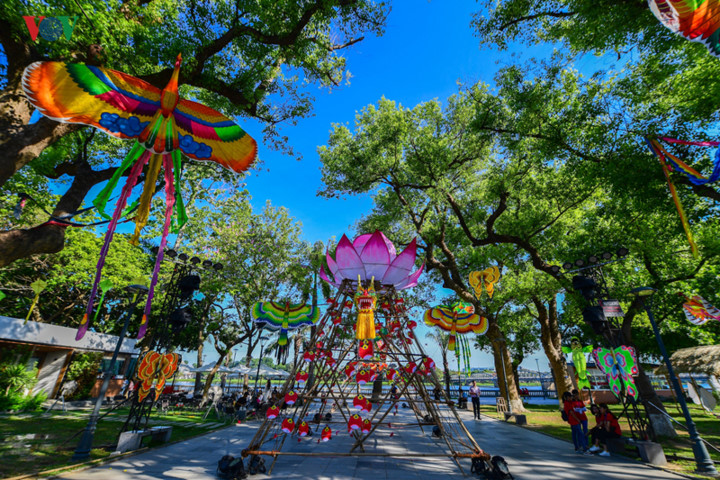 hue kite festival 2019 flies high on opening day hinh 5