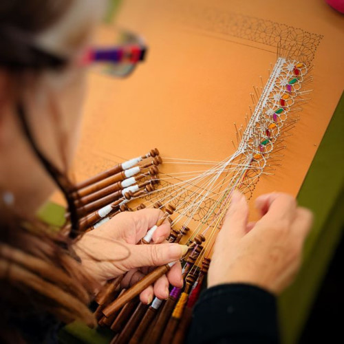 works of local photographers among the top 50 at agora images hinh 5