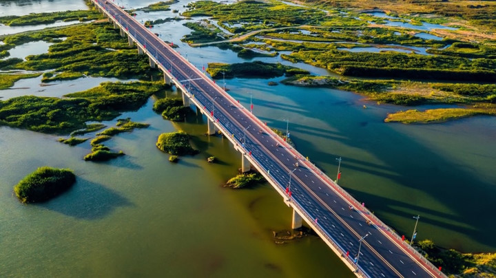 stunning beauty of quang ngai captured from above hinh 14