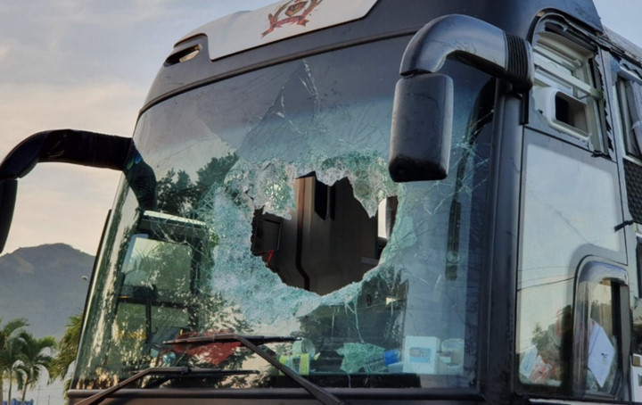 one killed and 40 injured following road traffic accident in khanh hoa hinh 4