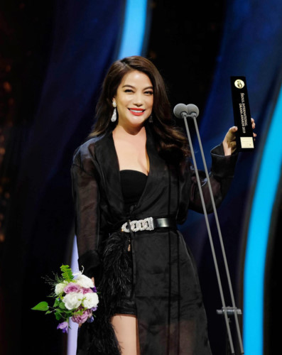 truong ngoc anh wins asian star prize at seoul int’l drama awards hinh 5