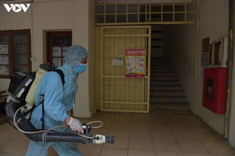 hanoi disinfects exam sites to mitigate covid-19 risk hinh 12