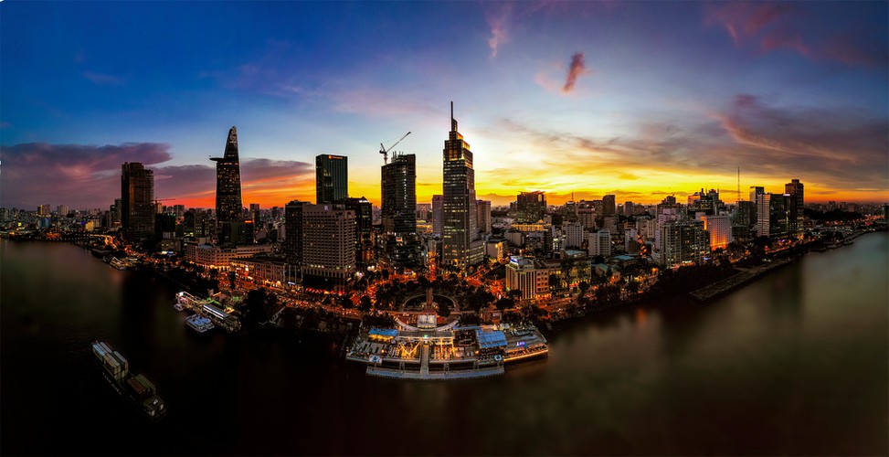 modern hanoi and ho chi minh city in impressive images hinh 14