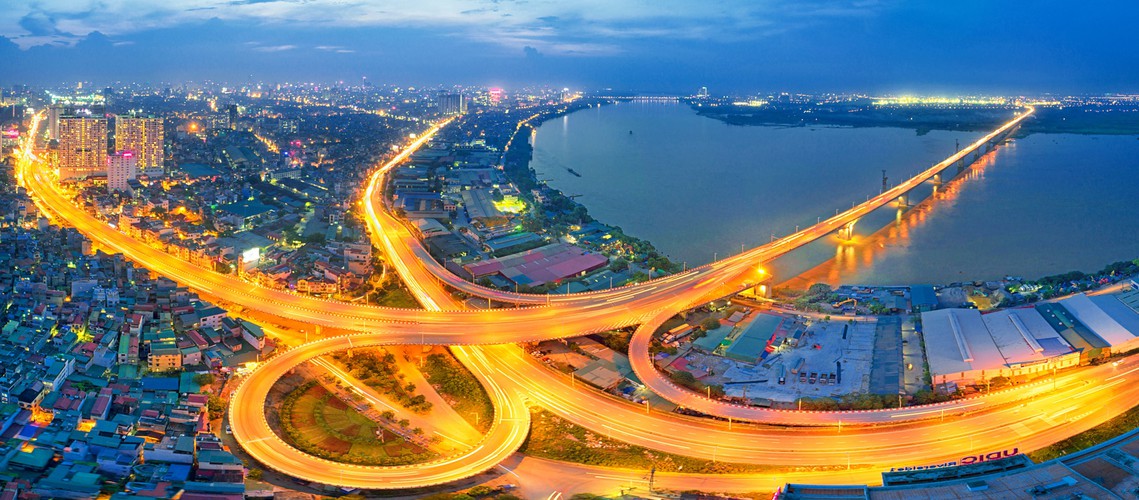 modern hanoi and ho chi minh city in impressive images hinh 9