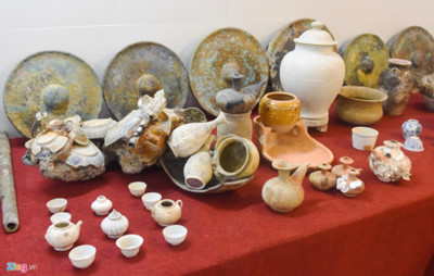 Quang Ngai hosts exhibition featuring treasures of ancient shipwrecks