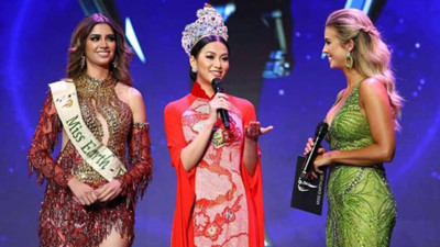 Phuong Khanh takes part in Miss Earth USA 2019