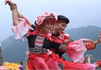 Ethnic dancing festival held on the peak of Fansipan excites crowds