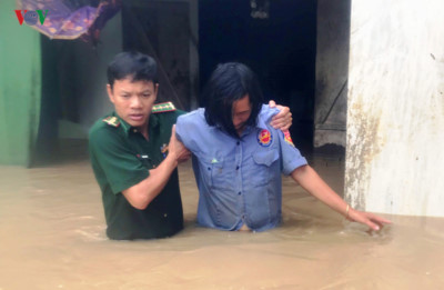 Heavy rain submerges in central highlands provinces