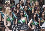 Vietnam's Hoang Hanh takes part in swimsuit segment of Miss Earth 2019
