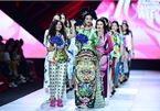 Stunning designs by Thuy Nguyen unveiled at Vietnam Int'l Fashion Week